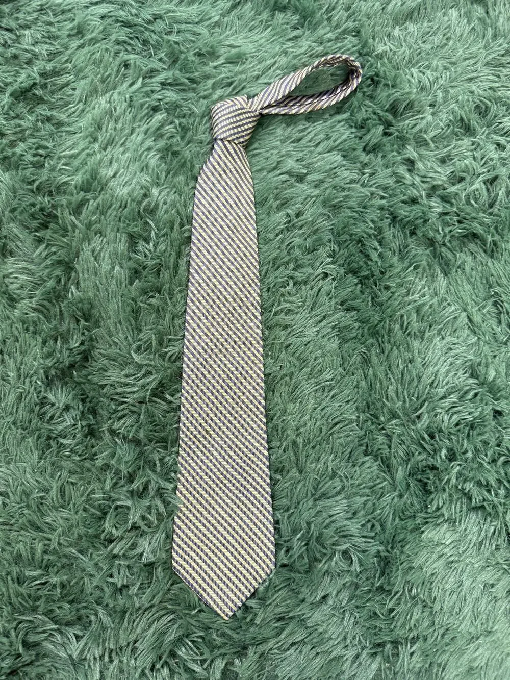 Brooks Brothers Makers Men's Silk Tie Navy Blue Gold Diagonal Stripe Classic